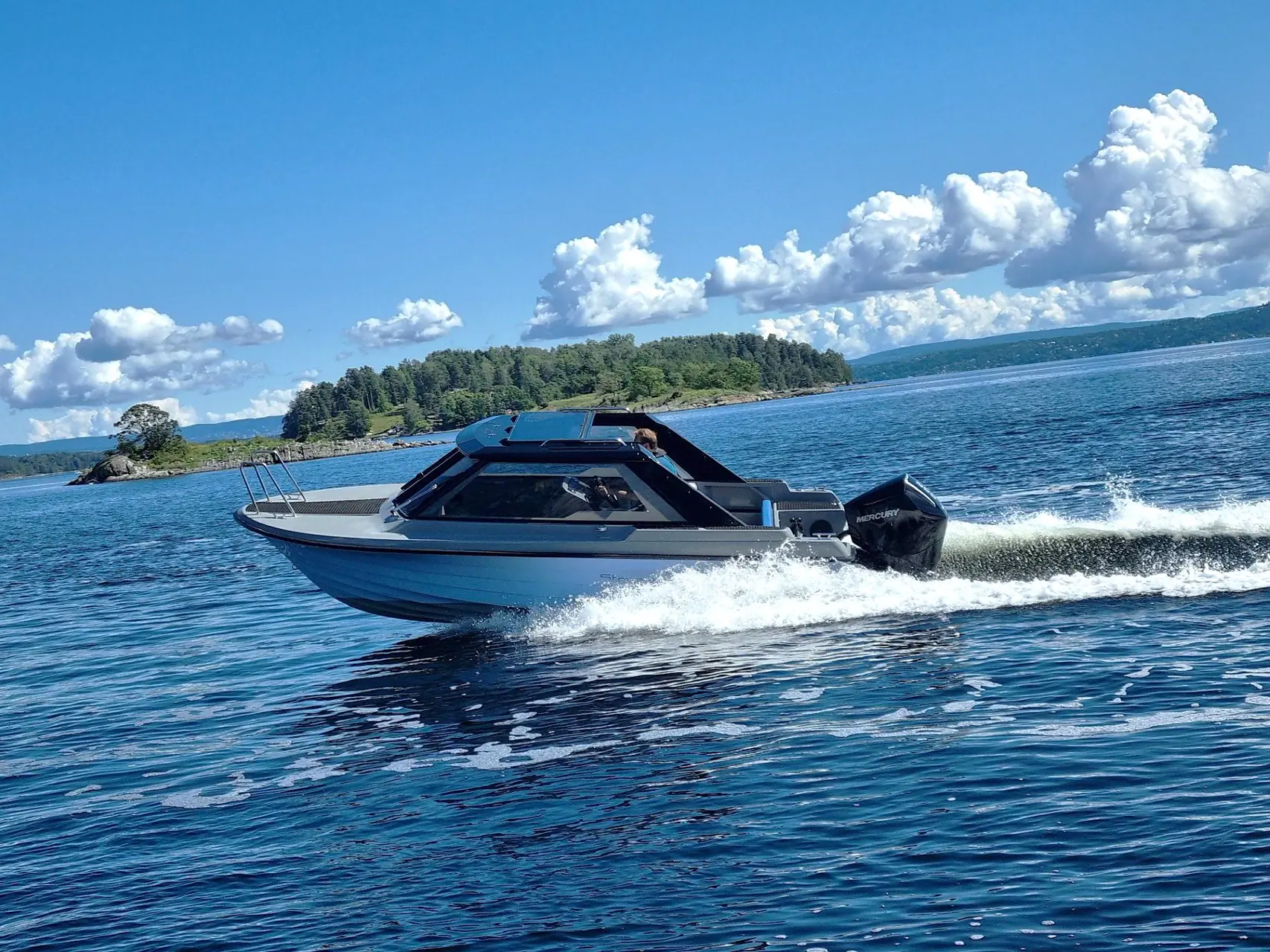 Sportling 610 HT Coupe får premiere på Båter i Sjøen. Foto: Stormer Marine