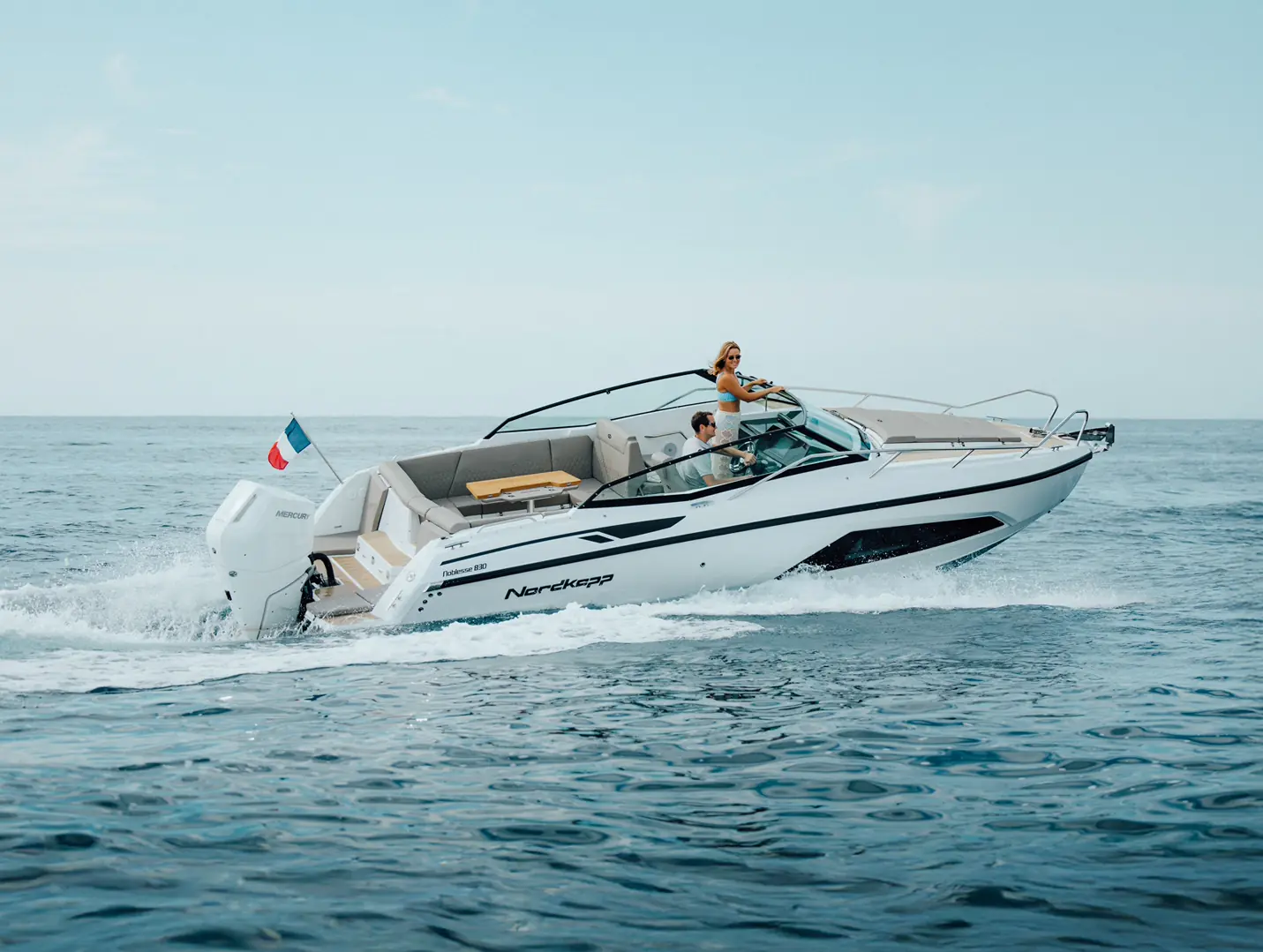 Nordkapp Noblesse 830